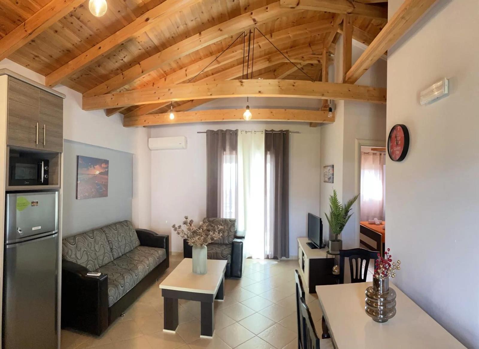 Villa Orestis - Stoupa Seaside Retreats ภายนอก รูปภาพ
