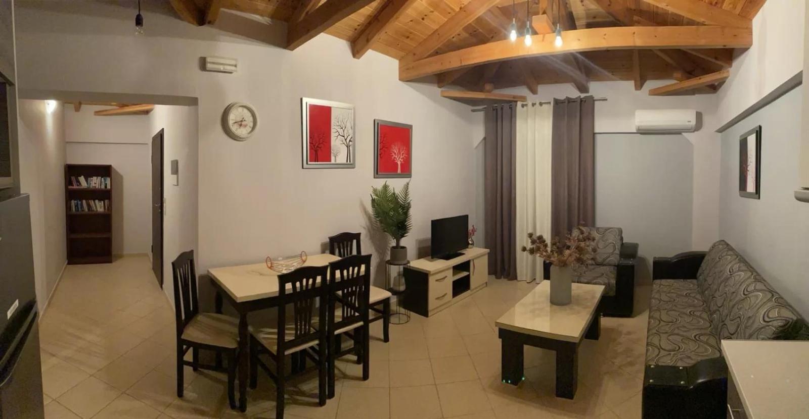Villa Orestis - Stoupa Seaside Retreats ภายนอก รูปภาพ