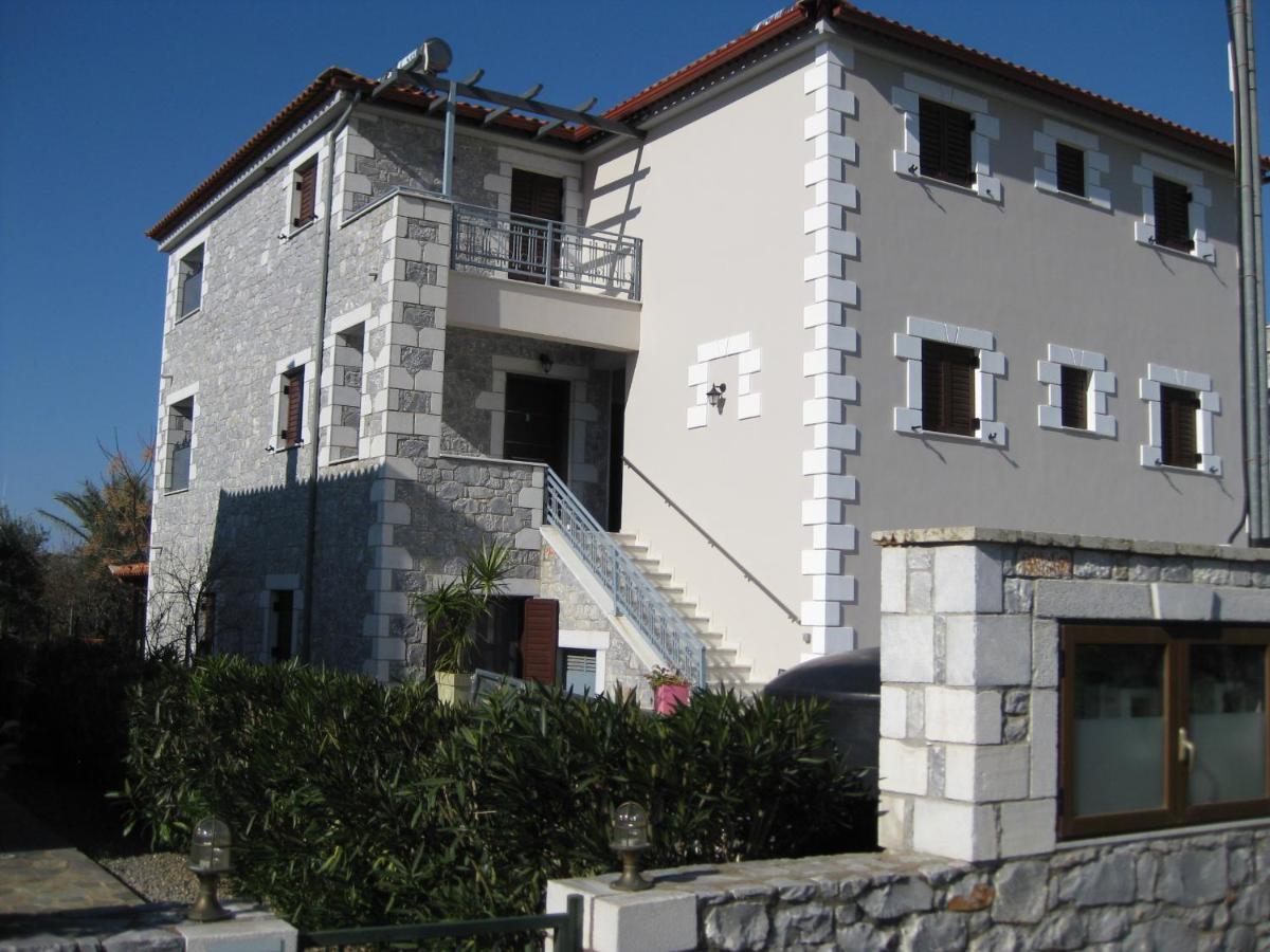 Villa Orestis - Stoupa Seaside Retreats ภายนอก รูปภาพ