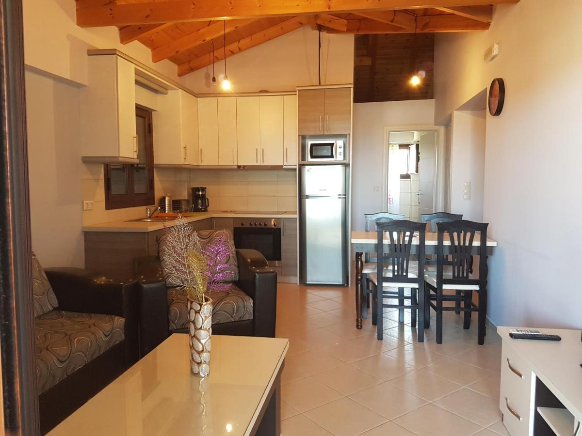 Villa Orestis - Stoupa Seaside Retreats ภายนอก รูปภาพ